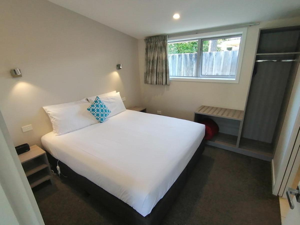 Edgewater Motel Te Anau Exterior foto