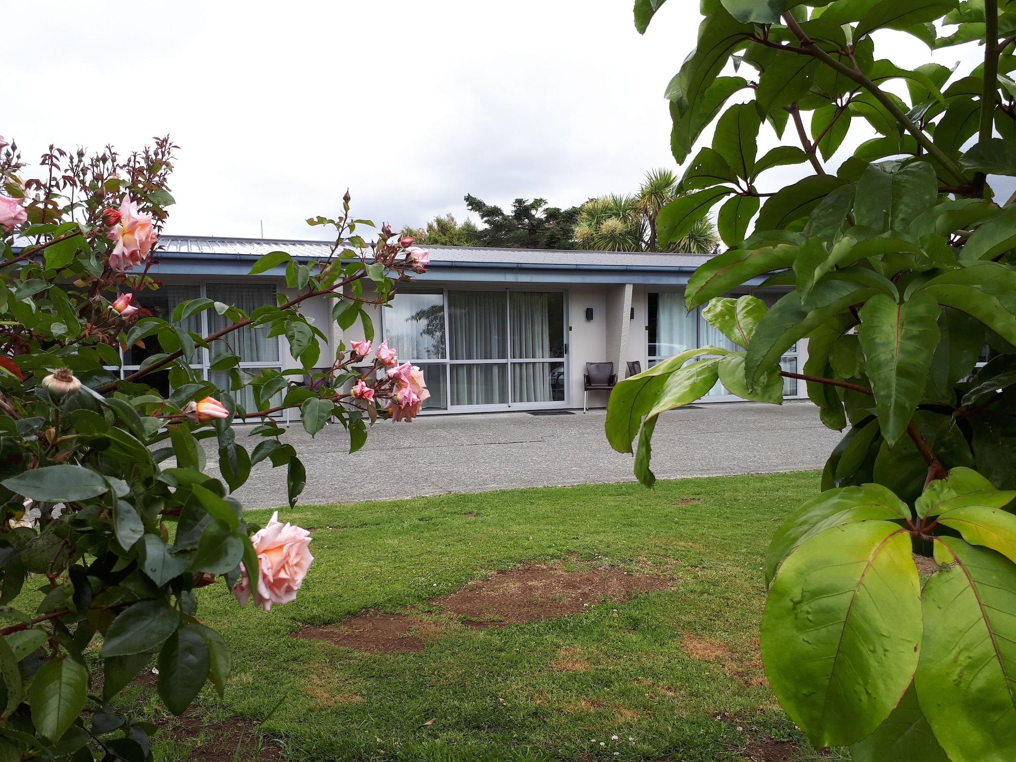 Edgewater Motel Te Anau Exterior foto