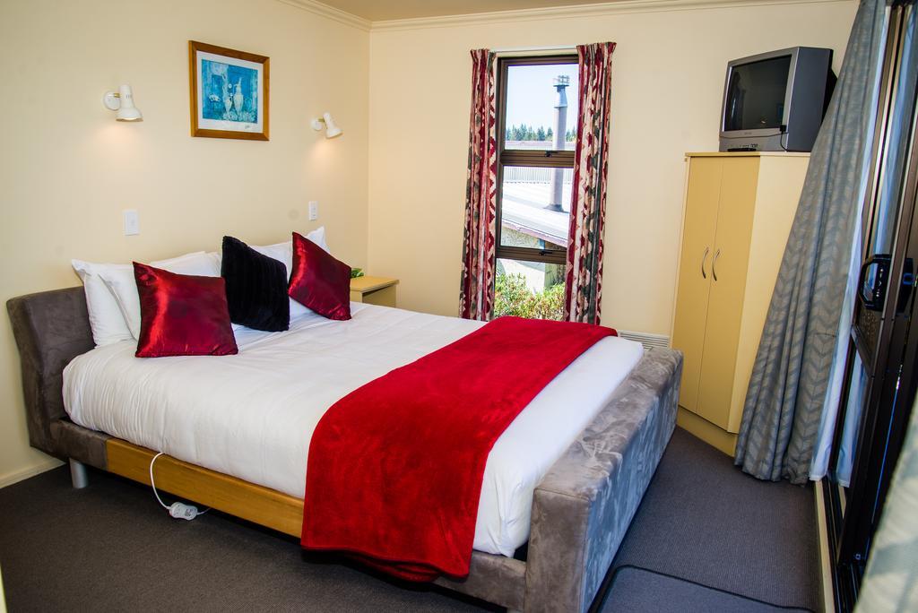 Edgewater Motel Te Anau Exterior foto